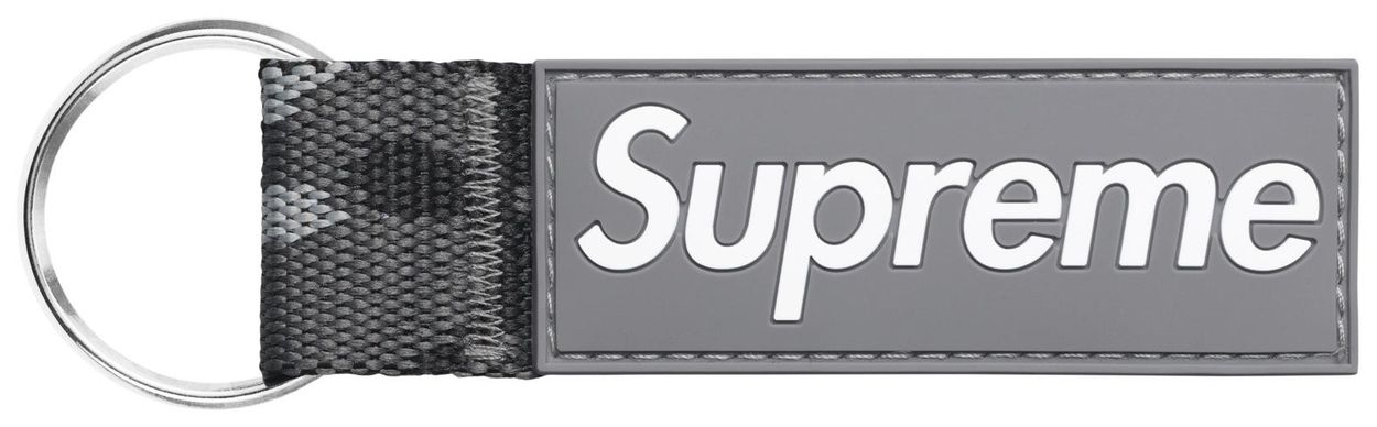 Supreme Webbing Keychain Snow Camo (SS26)