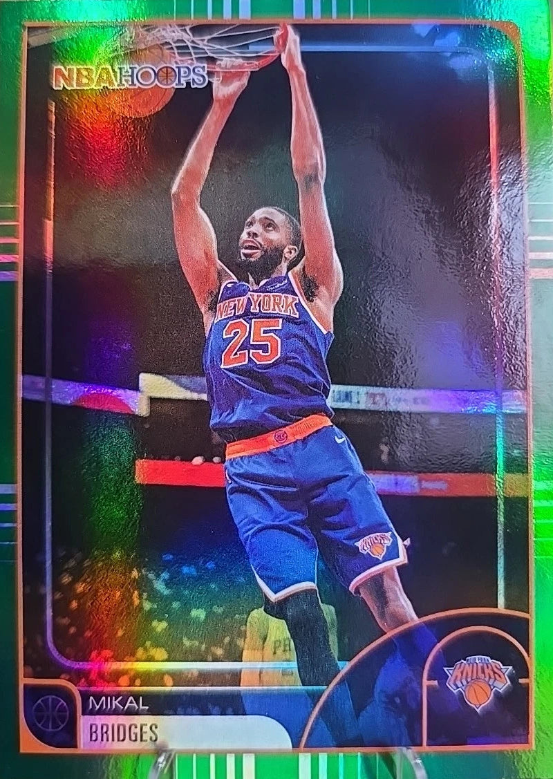 2025-26 Topps NBA Hoops Mikal Bridges #100 Green Foil - Knicks