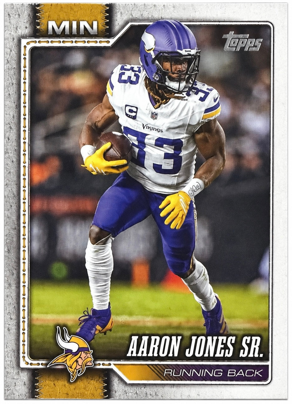 Aaron Jones Sr. #240 2026 Topps Flagship
