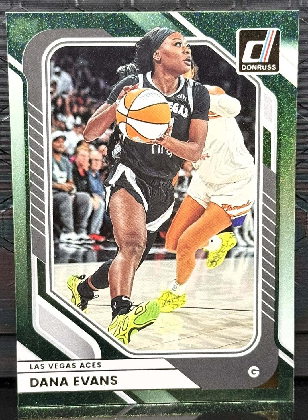 Dana Evans [Green Shimmer] #83 2026 Panini Donruss WNBA